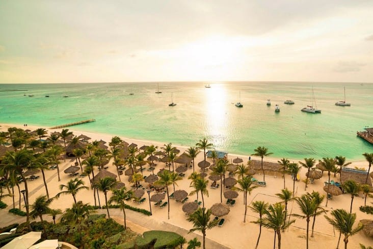 best resorts in aruba