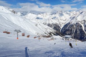 best ski resorts for beginners